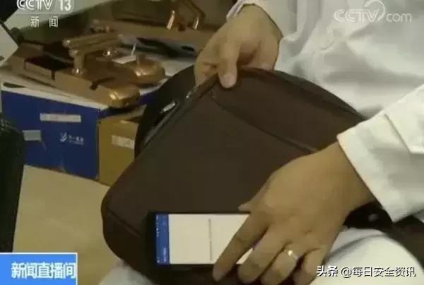 智能门锁忘记密码锁在门外咋办,密码门锁总是自己唤醒