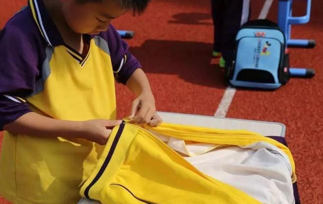 孩子自理能力差怎么改善,小孩日常自理能力培养