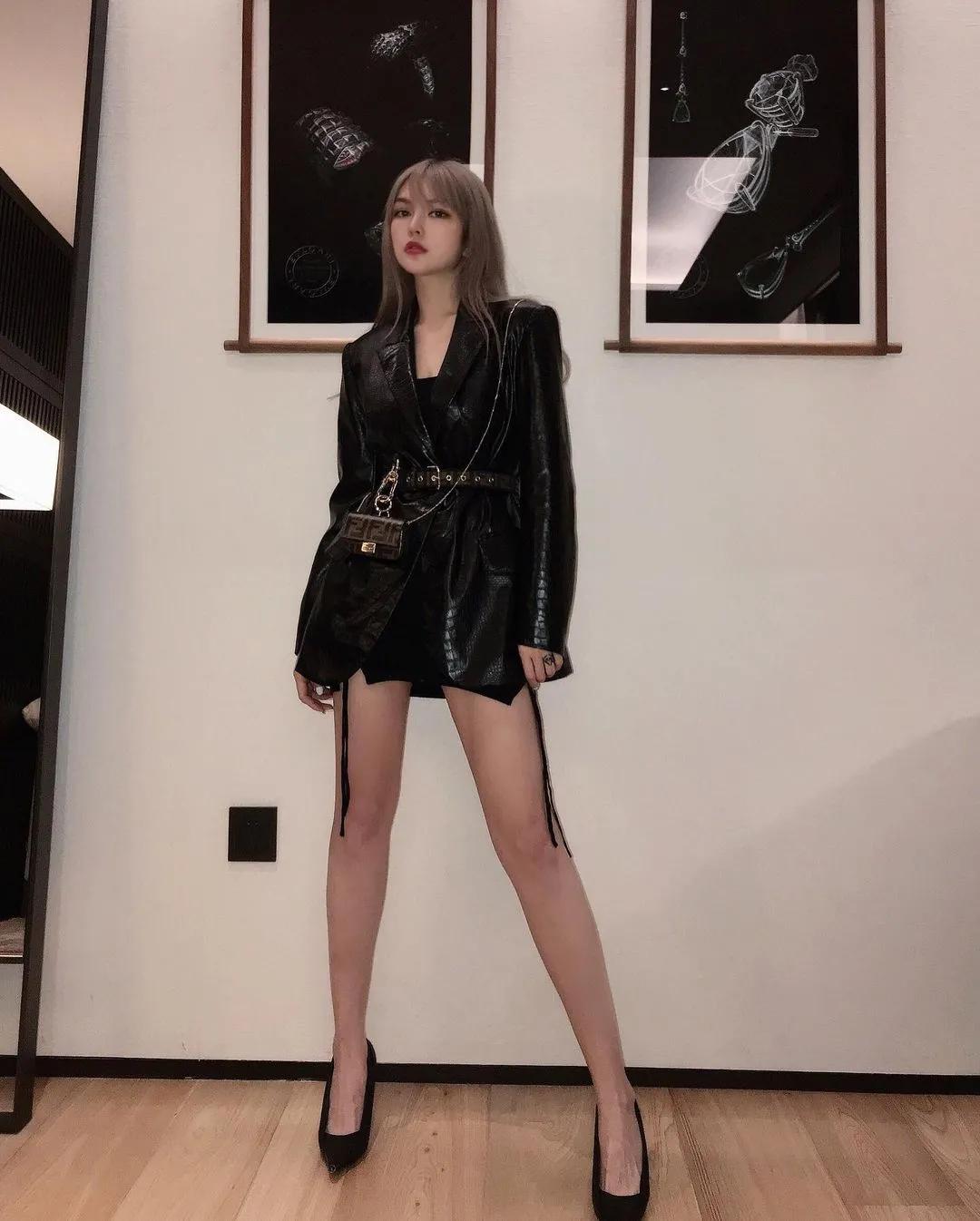 和罗志祥分手7个月后，周扬青终于要出道做女明星了...