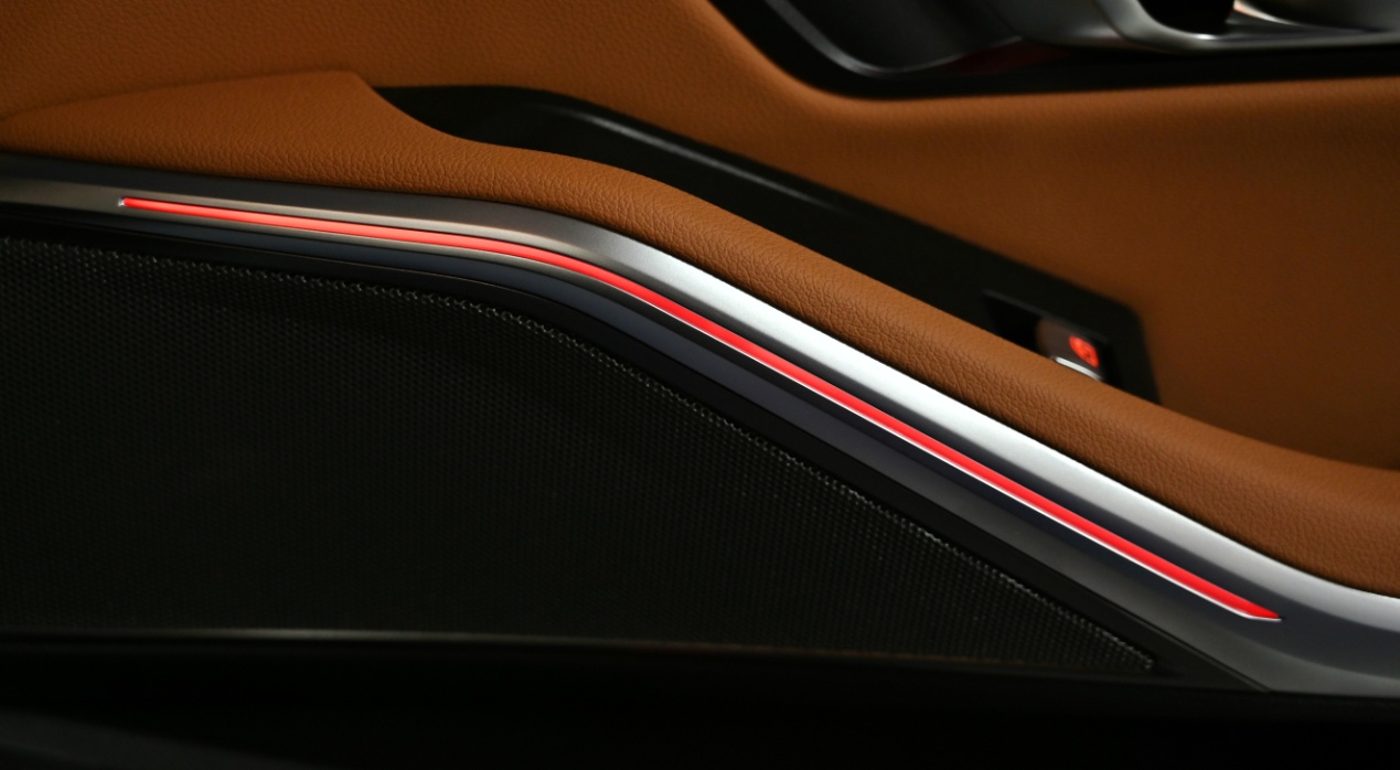 万变不离其宗试驾宝马330lixdrive,宝马330ixdrive曜夜m运动版试驾