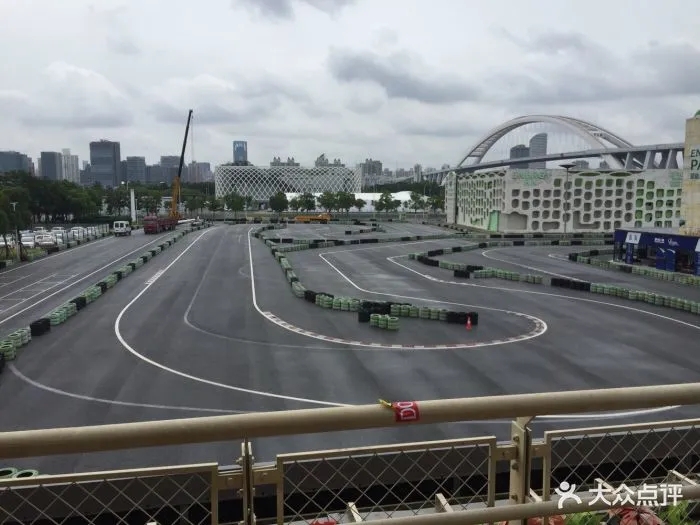 室内卡丁车和室外卡丁车的区别,室内卡丁车多种项目