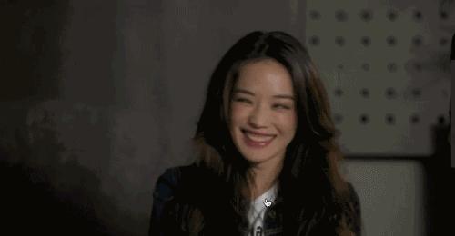 阔腿裤穿出时尚感,阔腿裤要怎么穿才又显瘦又好看