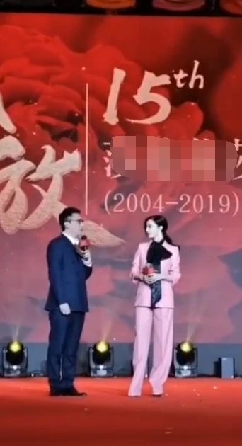 华少辟谣高以翔事件,华少发文悼念高以翔