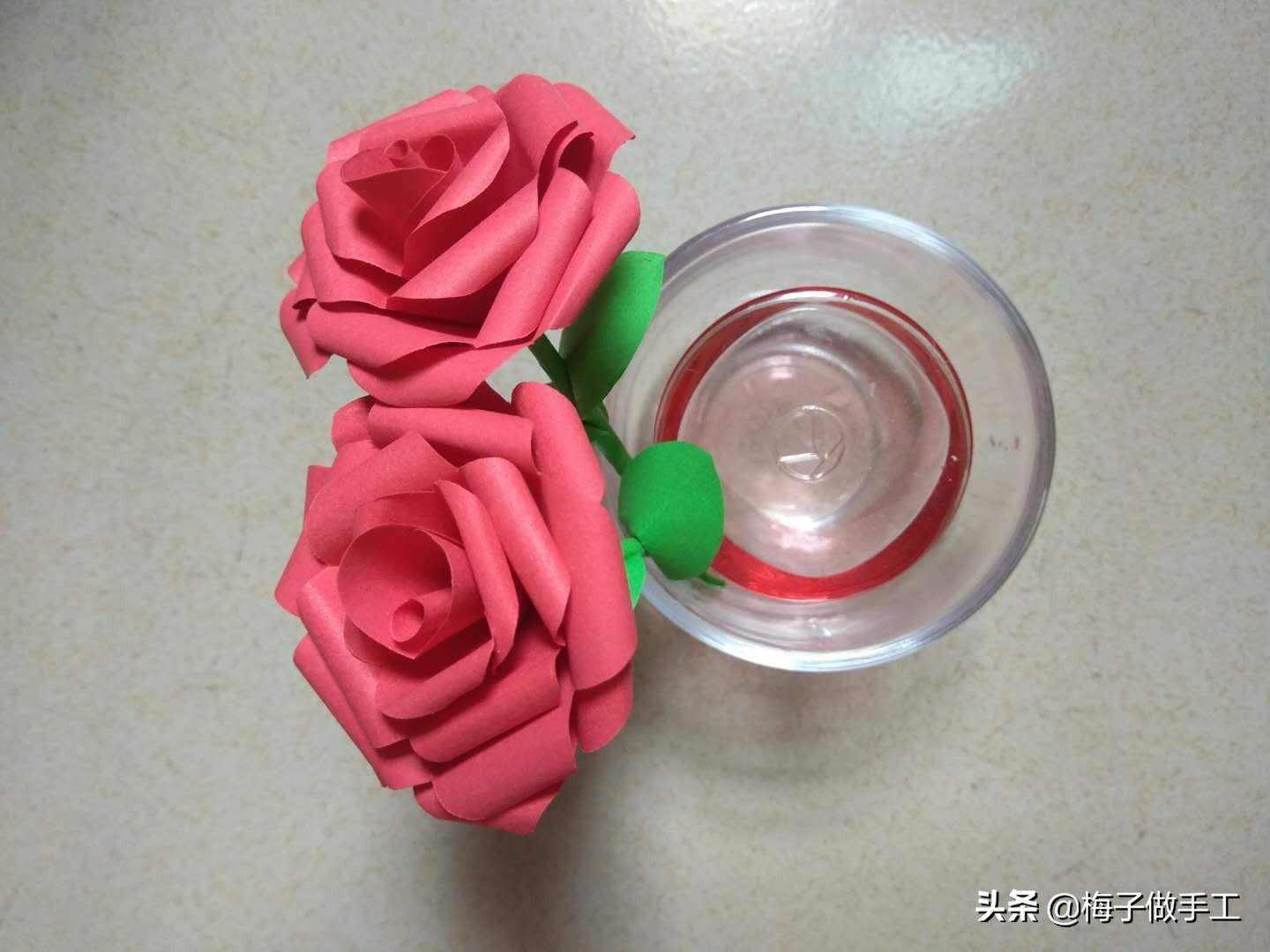 520情人节折纸玫瑰花图文,七夕专题纸玫瑰折纸教程