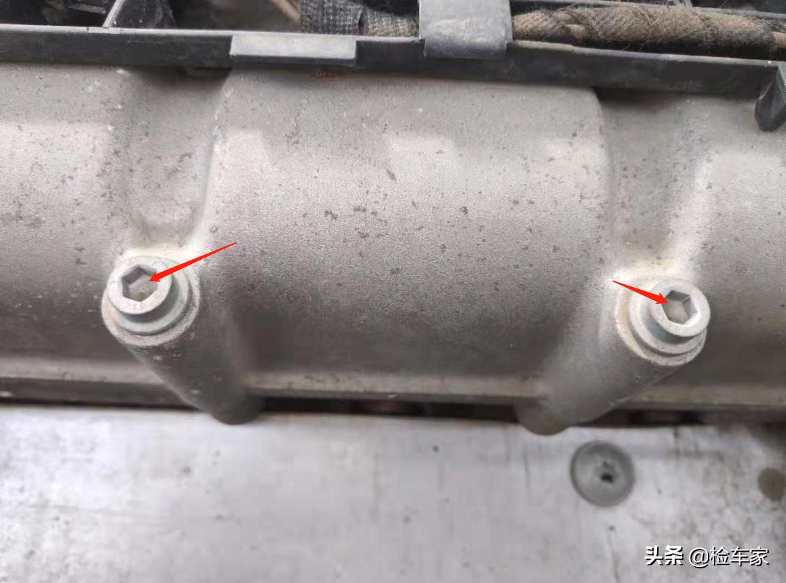 买二手大众polo哪款性价比高,大众polo和斯柯达晶锐对比视频