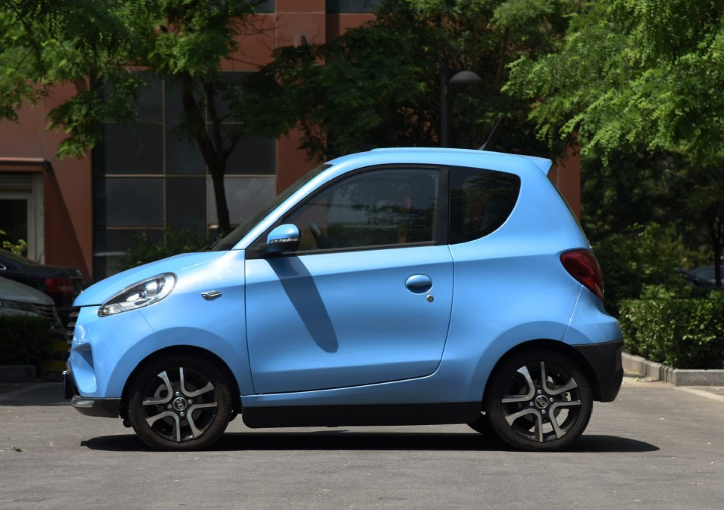 手握五万买什么车,手握5000万买什么车