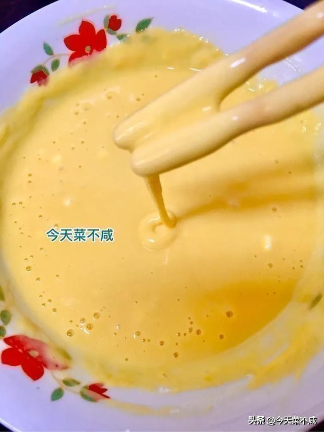 厨师挂糊技巧,炸河虾挂糊怎么做又酥又好吃