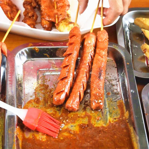 摆摊卖炸串创业的真实经历,农村大姐摆摊卖炸串月入数万