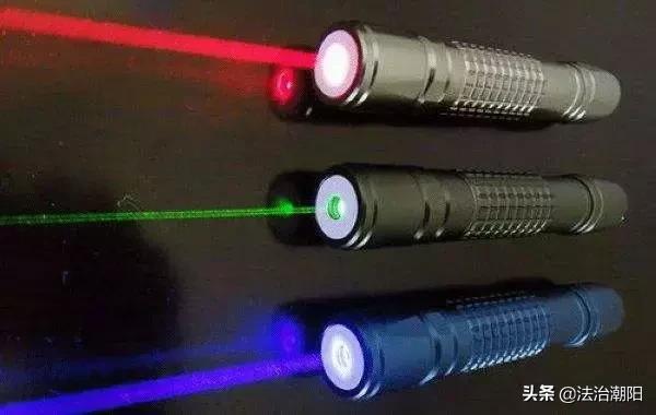 儿童安全教育家中预防触电,儿童当心触电