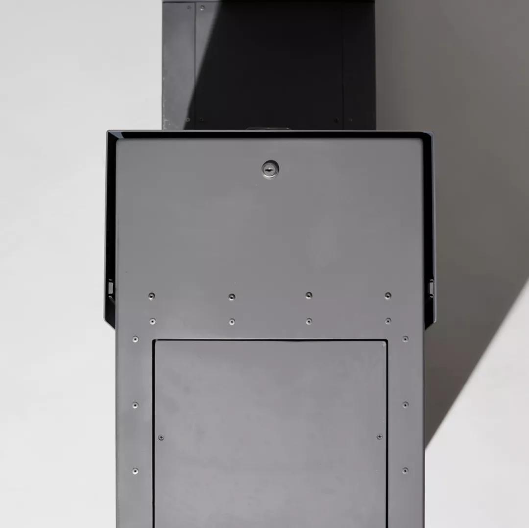 一辆能“隐身”的摩托，停路边贼都找不到