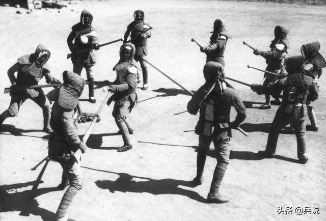 八路军怎么对待日本俘,珍贵影像八路军活捉日本俘虏