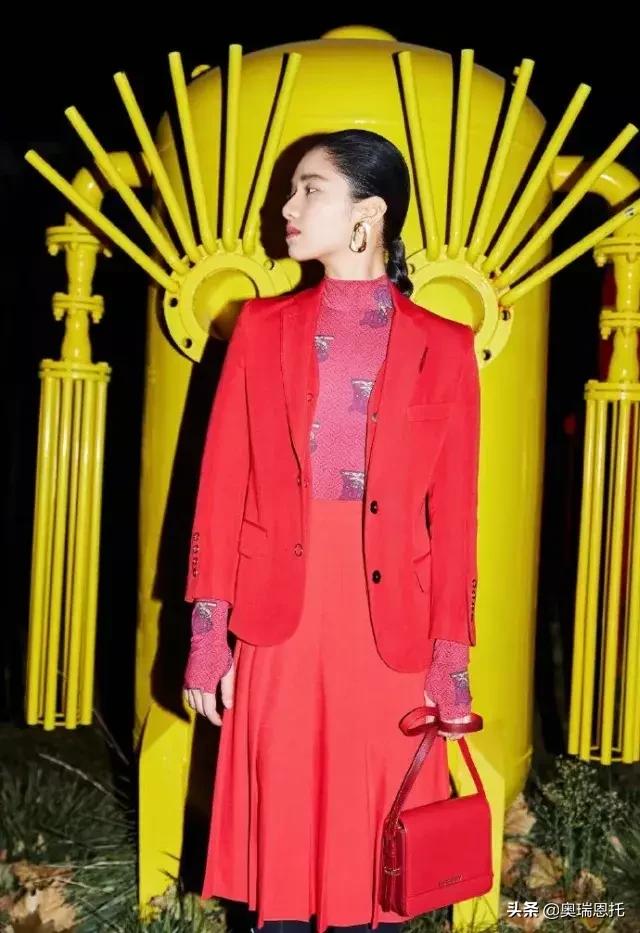 burberry深蓝色搭配 (burberry鼠年限定)