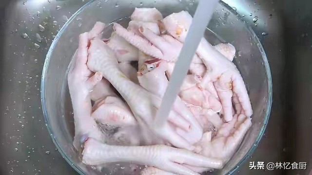 鸡爪怎么去骨快又好吃,鸡爪快速去骨的正宗做法