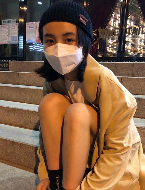 张子枫才是当之无愧的腿精?双腿合并没有一丝缝隙,快给腿买保险