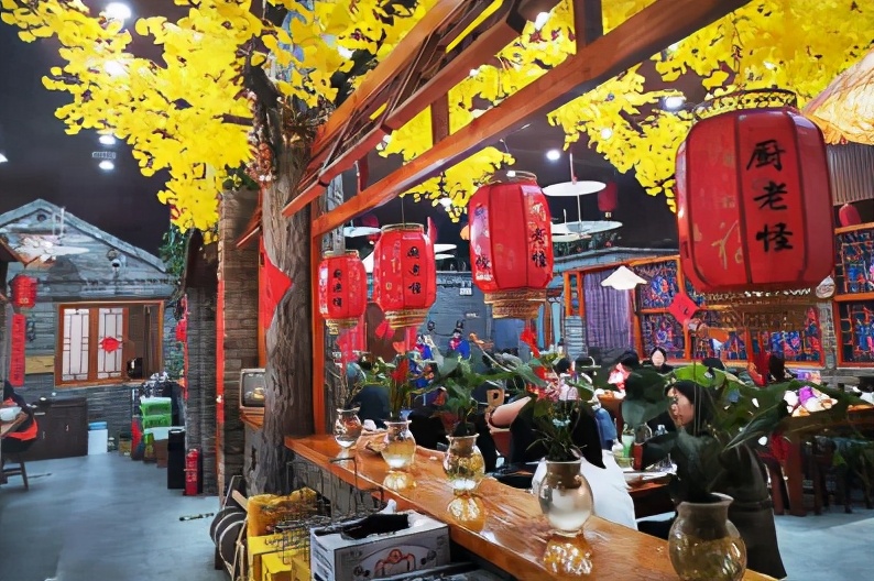 打捞儿时记忆留住时代味道——访开封厨老怪负责人李军彦