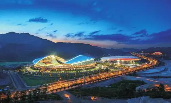 都匀黔南州全民健身活动中心,黔南州全民健身活动中心游泳馆