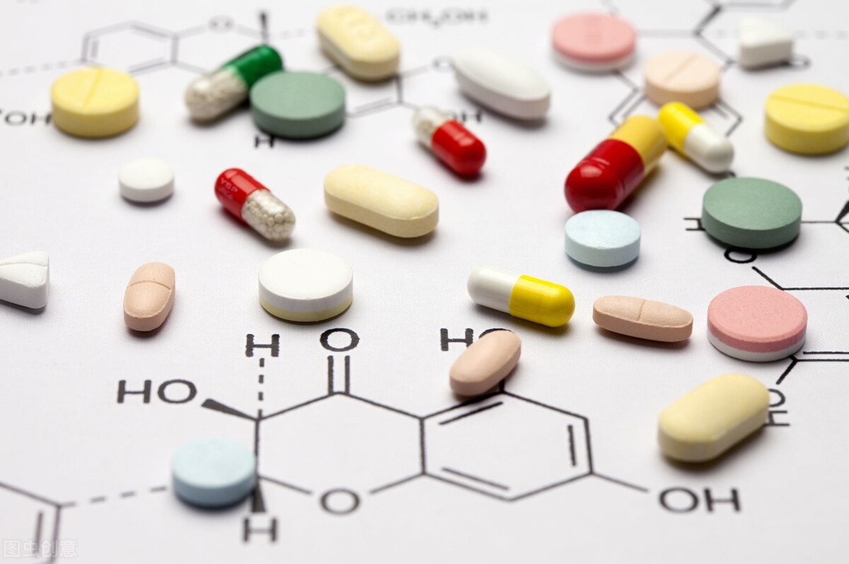 夏丽娅表示中西医治癫各有千秋，究竟如何选择