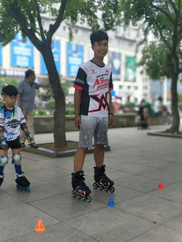 鑺卞紡杞粦鐐妧楂樻墜,闉嶅北灏戝効鑺辨牱杞粦