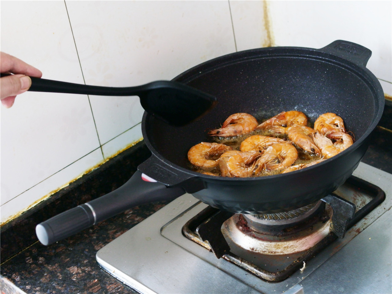 帝伯朗钛金多用深煎锅,帝伯朗和钛金多用锅