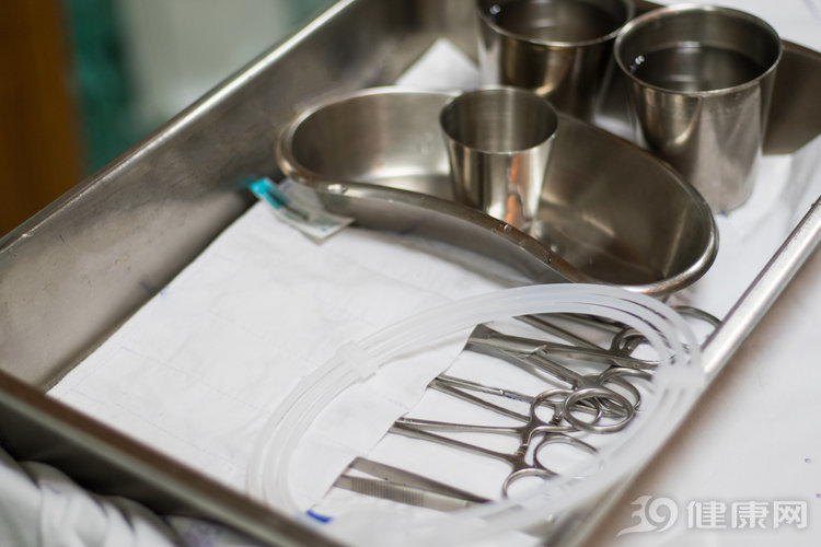 左右颈动脉堵塞会中风吗,怎么能避免颈动脉血管堵塞