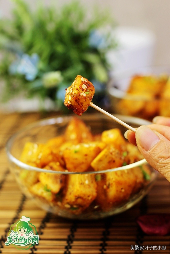 土豆的做法大全家常菜简单又好吃,土豆洋葱胡萝卜一起做的家常做法