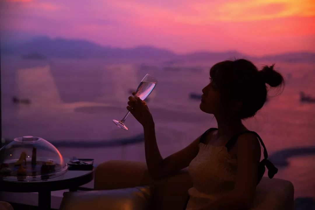 住进香港“最骚气”的酒店：香港W酒店