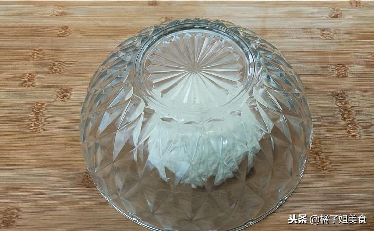 手工面条纯手工制作方法,手工面条做法不用擀面杖不用醒面