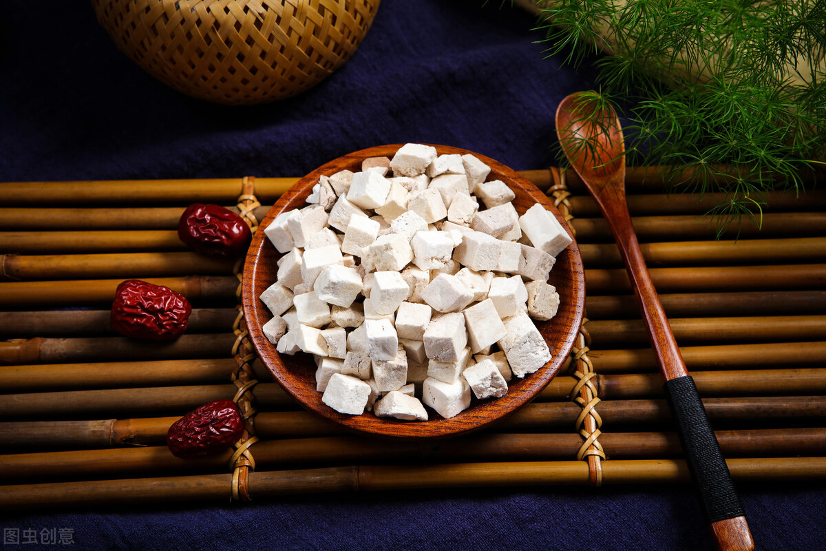 老年人希望家庭和睦,老年人要想长寿坚持做好这两件事