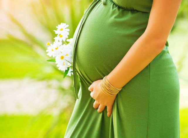 怀孕4周孕妇会有哪些症状,孕妇刚怀孕一个月会有什么表现