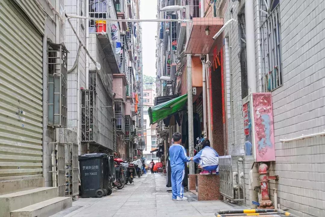 黄贝岭小巷子,黄贝岭山顶