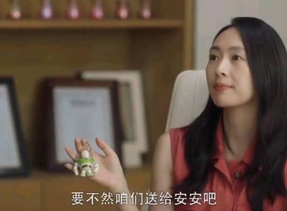 你们都说绿茶林有有段位高，我却觉得她蠢到家