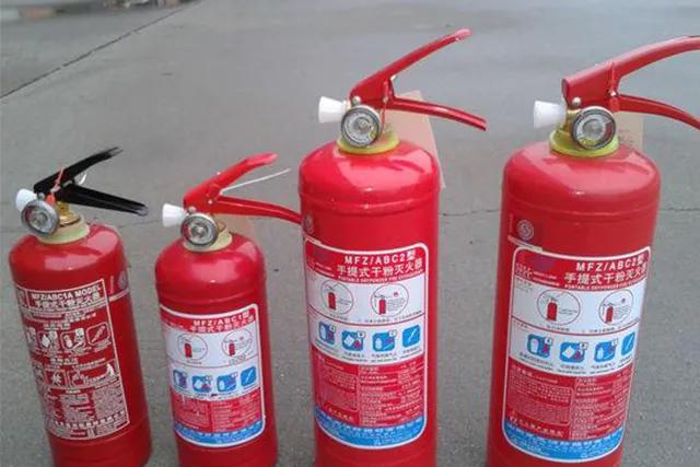 油锅着火别着急下一句,油锅起火别慌这几招都能用