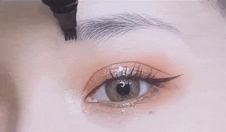 日常出门都是怎么化淡妆,新手化日常淡妆的步骤