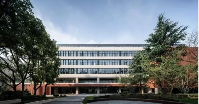 名校探秘|复旦附中：复旦大学的“亲儿子”，气质与实力兼具