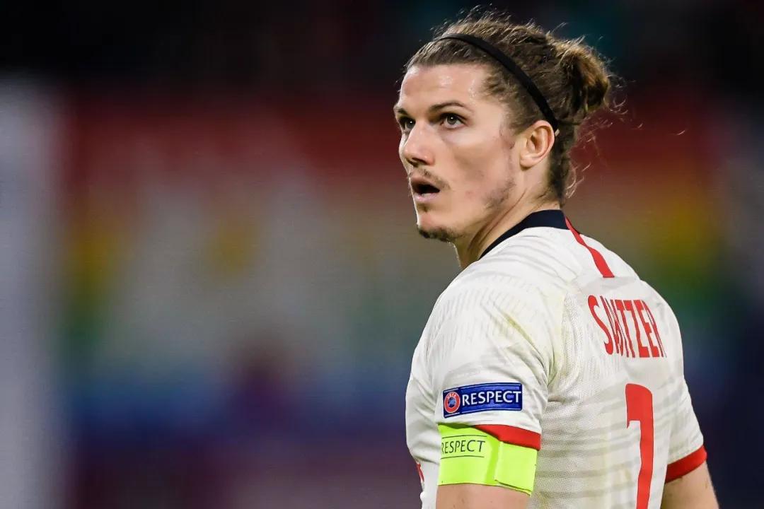 半程夺冠,欧冠三连冠和赛季6冠王