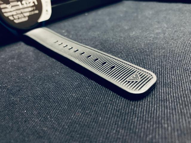 阿玛尼第五代智能手表,阿玛尼手表5a