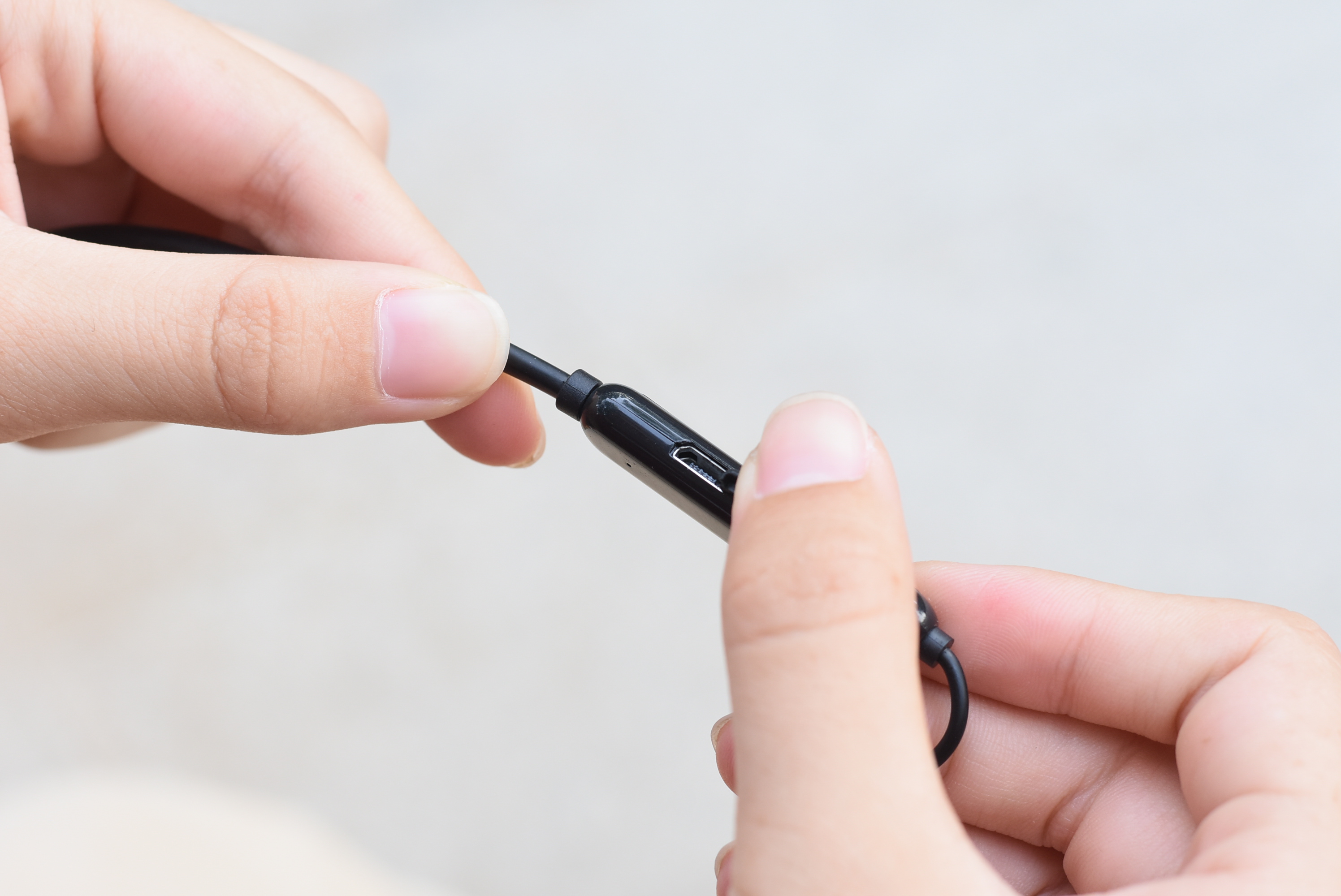 爱国者s55和爱国者w03哪个好,爱国者蓝牙耳机sa03