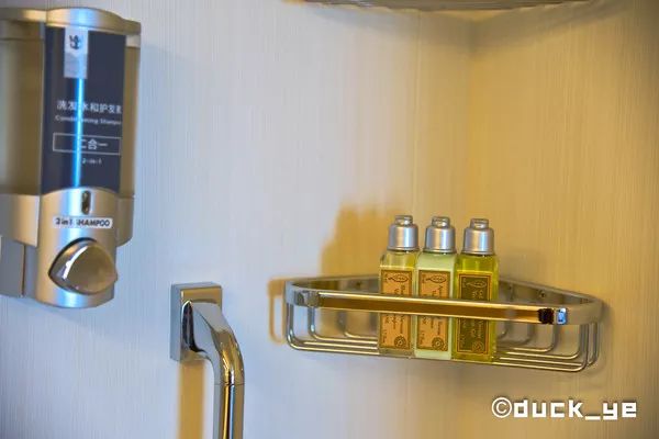 乘坐皇家加勒比邮轮太阳光光谱号,黄晓明皇家加勒比海洋光谱号