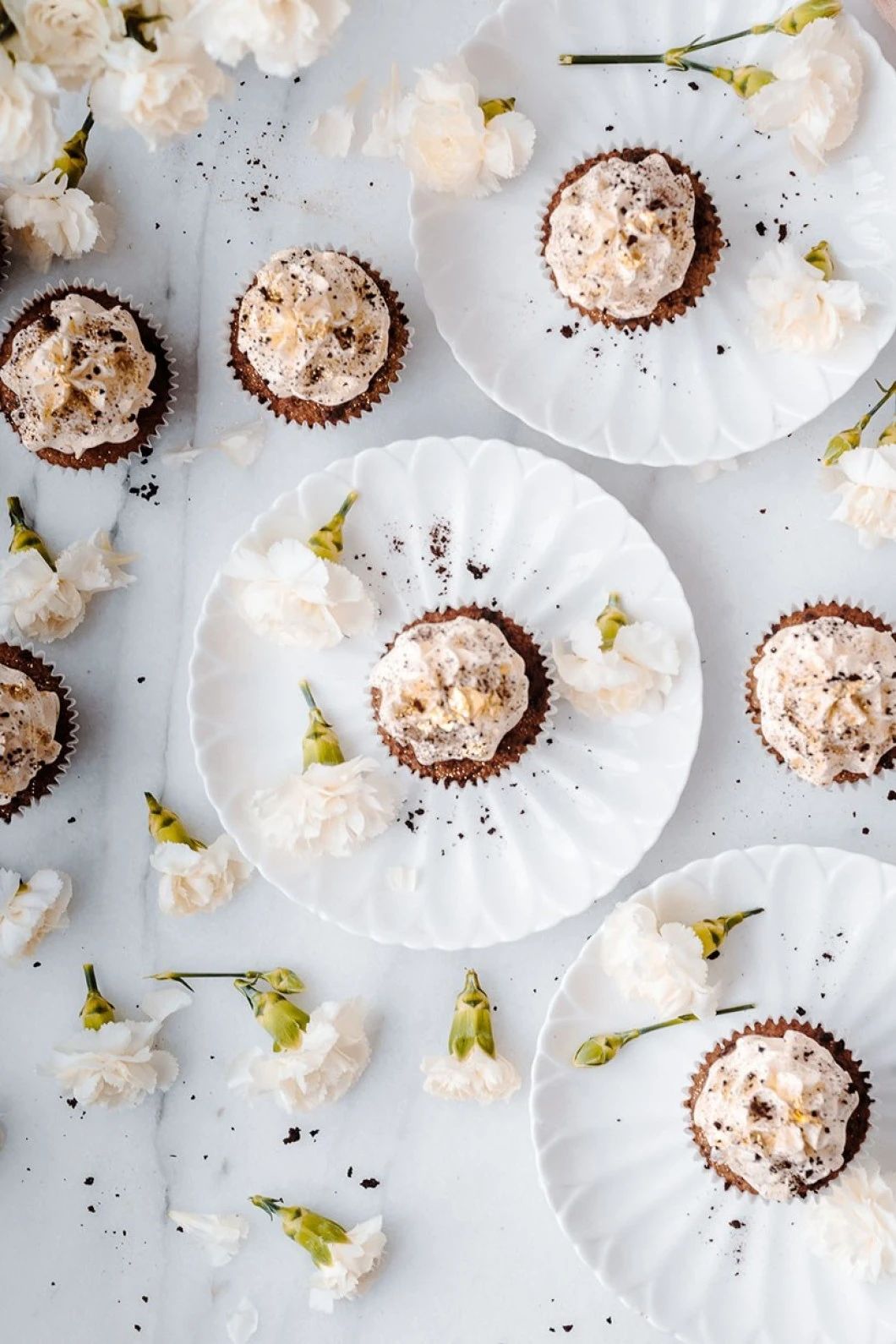 韩式裱花和豆沙裱花学哪个比较好,豆沙裱花和奶油霜裱花的区别