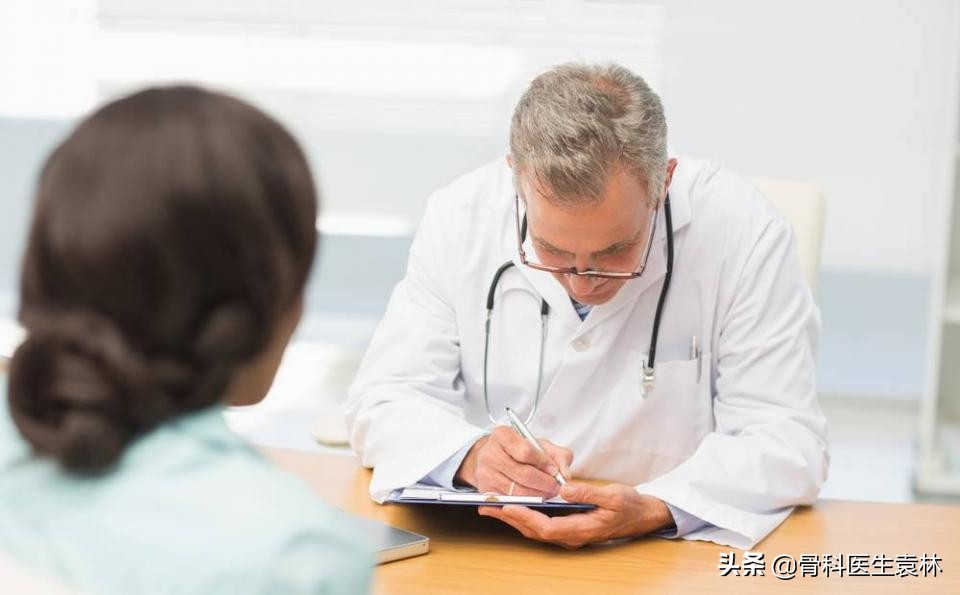 老年人关节疼痛的原因及解决方法,老年人关节痛怎么治疗最好最有效