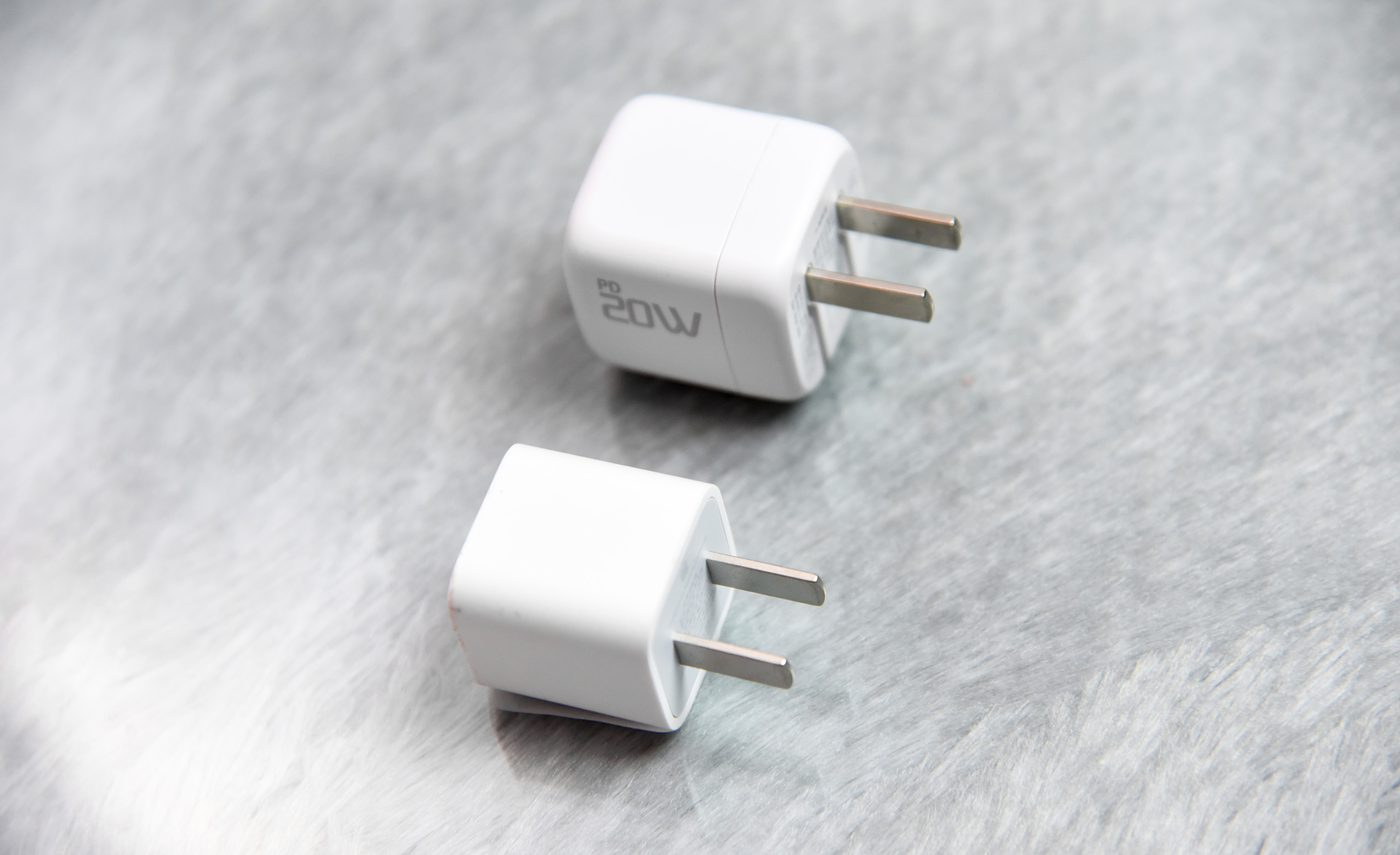 带上南卡充电头C1,节假周末随心满血出游