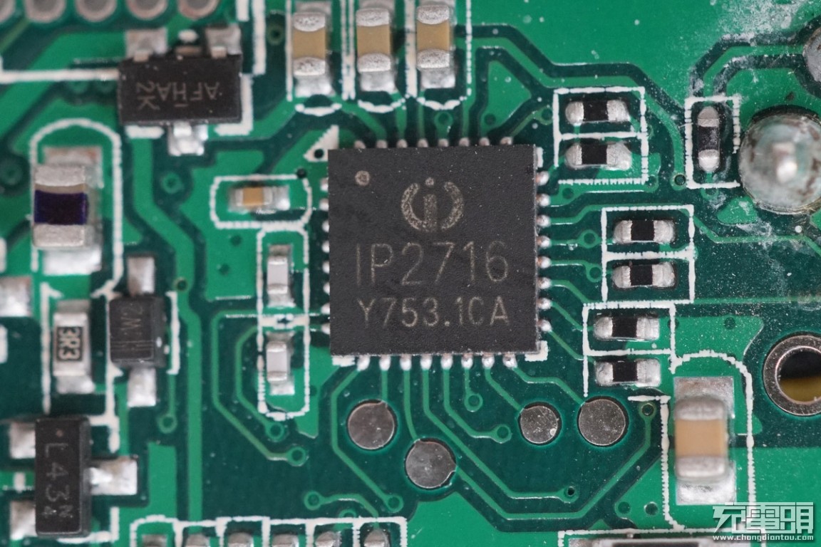 拆解华为5000mah充电宝,拆解60000ma充电宝