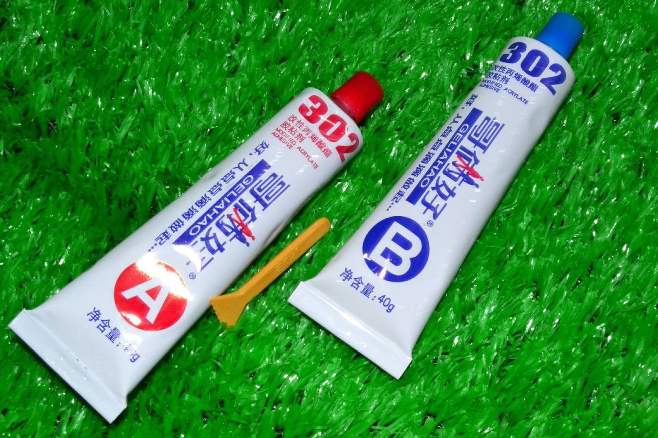 502胶水和塑料专用胶哪个好,502胶水和万能胶哪个更持久