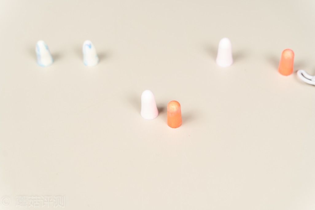 比较推荐的降噪耳塞,体验感最好的头戴降噪耳机