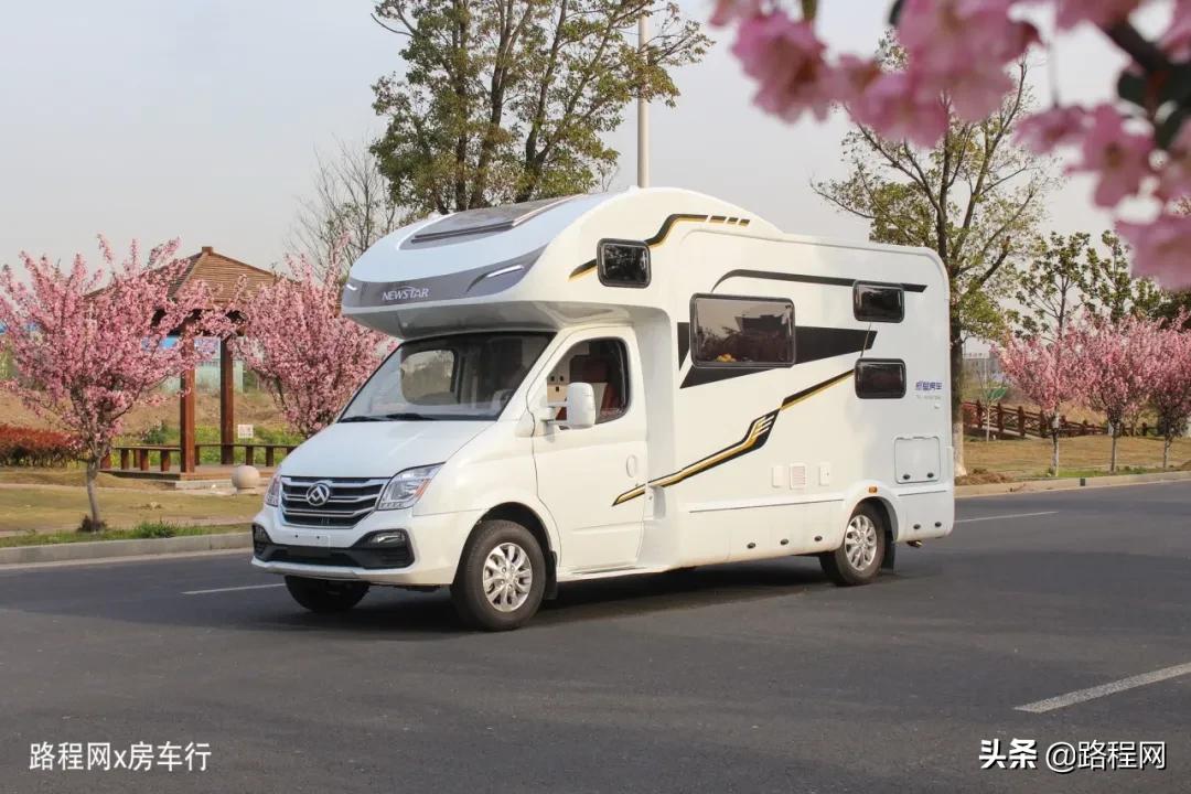 新星依途c600双拓展房车,新星通途c600