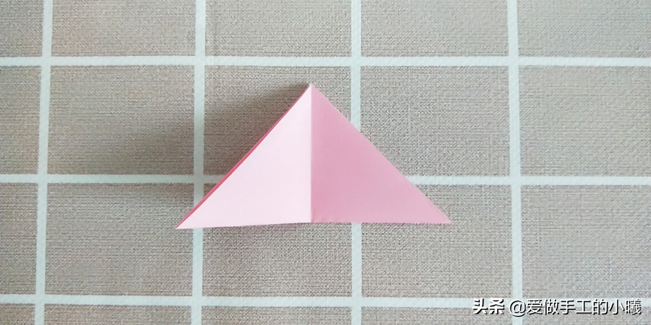 手工折纸牡丹花朵制作方法图解,单页花朵折纸布置店面教程图解