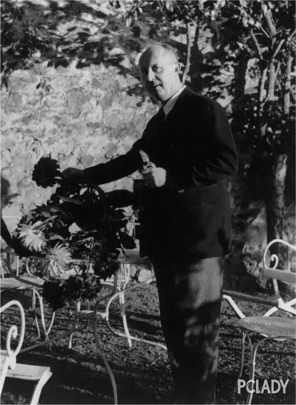 服装设计师有名,服装设计师有几类