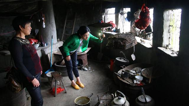 九旬孤寡老人22年在大山建活人墓,92岁孤寡老人22年为自己建活人墓