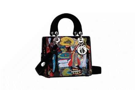 dior戴妃包哪种颜色最值得买,迪奥白色戴妃包哪款优雅高级