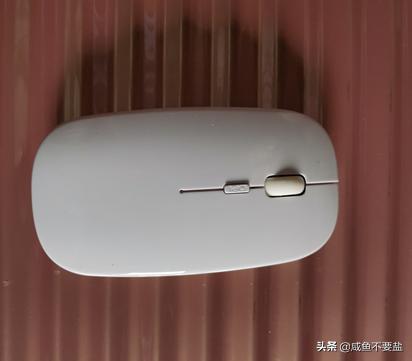 狼途无线鼠标怎么拆开,a豆无线鼠标怎么拆开装电池